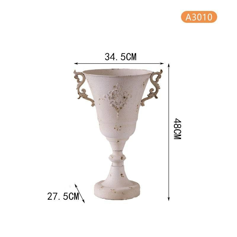 French Restaurant Tabletop Decoration Vase | Outdoor Courtyard Dried Flower Vase, Retro Old Crafts Flowerpot Ornaments, Pedestal Shape, Eclectic Style